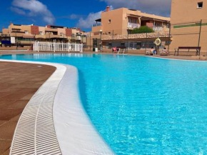 Precioso apto 4 pers, 2 piscinas, fibra óptica